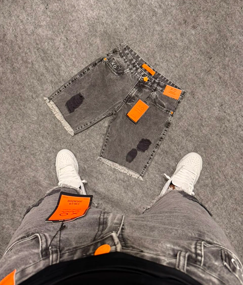 Bermuda Jeans Rasgada