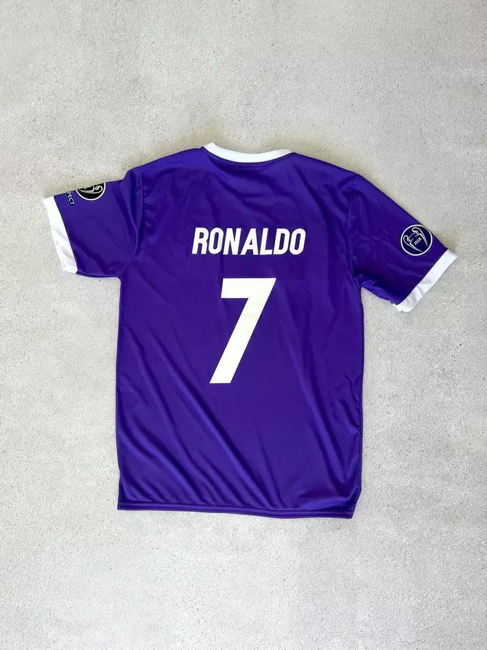 CAMISETA REAL MADRID RETRO 2017 CR7