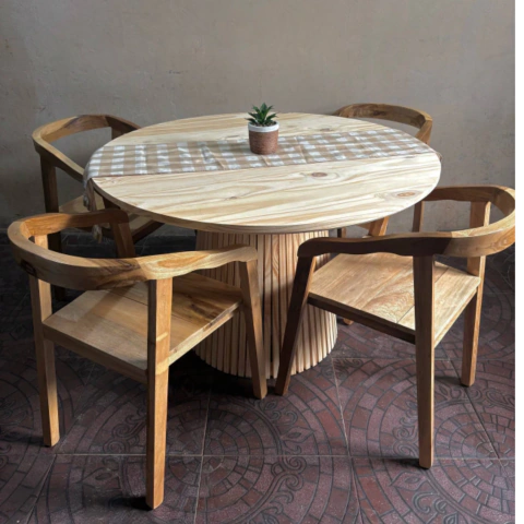 Combo Artemisa. Mesa en pino + sillas en petiribí