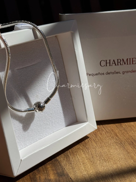 Collar Broche Redondo - comprar online