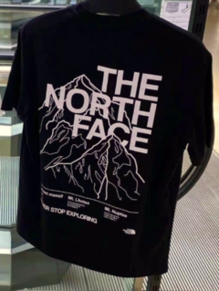 Remera The North Face doble estampado - comprar online