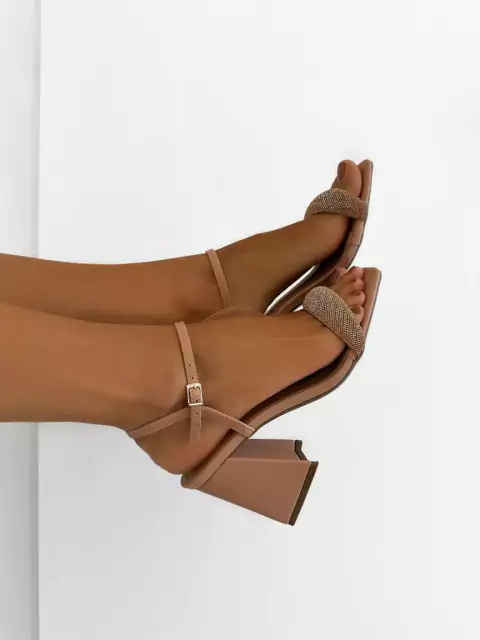 Sandália Glam Nude Salto Bloco