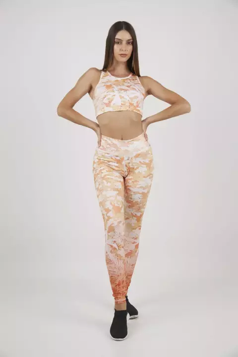 Calza deportiva para mujer con diseño sublimados exclusivos y estampa única. 
Ideal para el gimnasio. 
Calce perfecto y costuras reforzadas.
Mayoristas de indumentaria deportiva.
