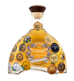 Cabaré Extra Premium 15-Year-Old Cachaça Kit - Engenho Dom Tápparo
