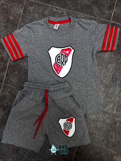 OFERTA 2X1 | CONJUNTO RIVER NIÑOS PLATINIUM EDICION LIMITADA! en internet