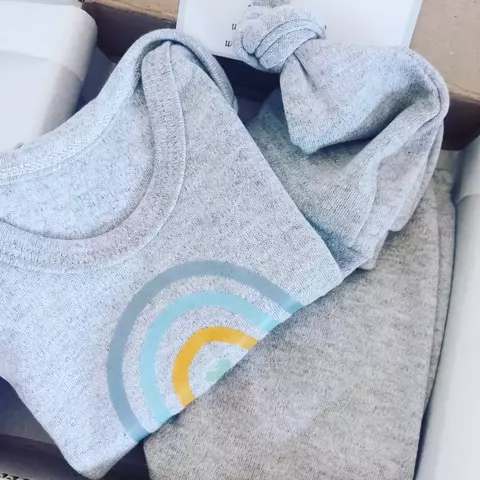AJuar c/ Body ARCOIRIS Gris - comprar online