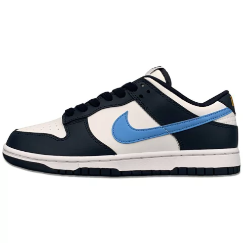 Nike SB Dunk Low "Navy/University"