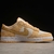 Nike SB Dunk Low "Gold Suede" na internet