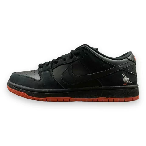 Nike SB Dunk Low Black Pigeon