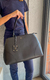 Bolsa Tote Preta Grande Costuras Bag Charm - loja online