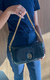 Bolsa Tiracolo Preta Couro Média Puffer - loja online