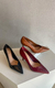 Scarpin Preto Couro Salto Médio Fino Detalhe - loja online