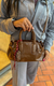 Bolsa Tote Marrom Couro Média Bag Charm Metal - loja online