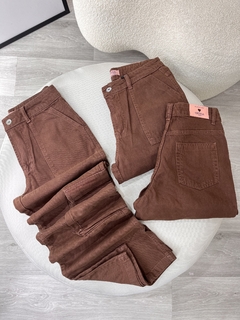 Calça wide leg na internet