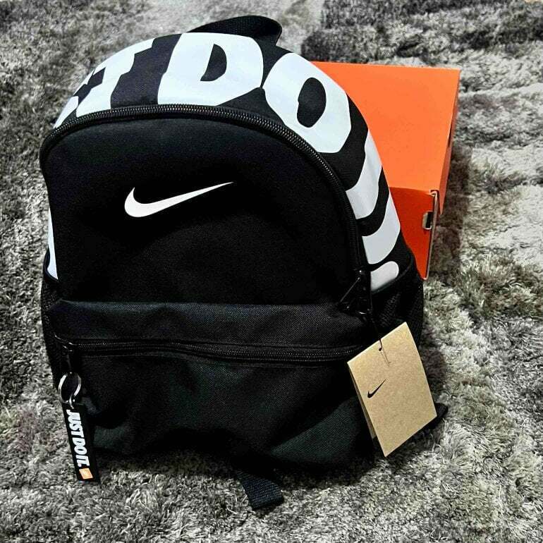 2X1 MOCHILAS NIKE JUST DO IT - Comprar en Aires Import