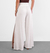 Calça Pantalona Com Fenda Lateral - Yeesco