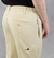 Calça Slim Com Cordão Interno na internet