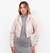 Jaqueta Cropped com Capuz Peluciado