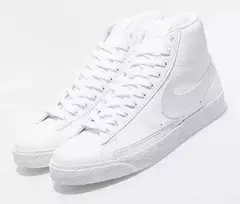 NIKE BLAZER en internet