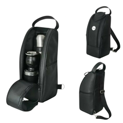 Bolso matero de cuero ecológico en color negro, diseñado para llevar mate y termo, con compartimentos y asa de transporte.