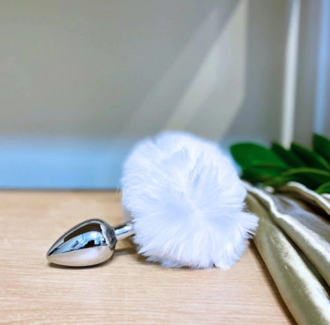 Plug Anal Em Metal 5,5 X 2,6Cm Com Pompom Vipmix - comprar online