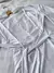 Robe Larissa Branco - Tamanho Único - comprar online