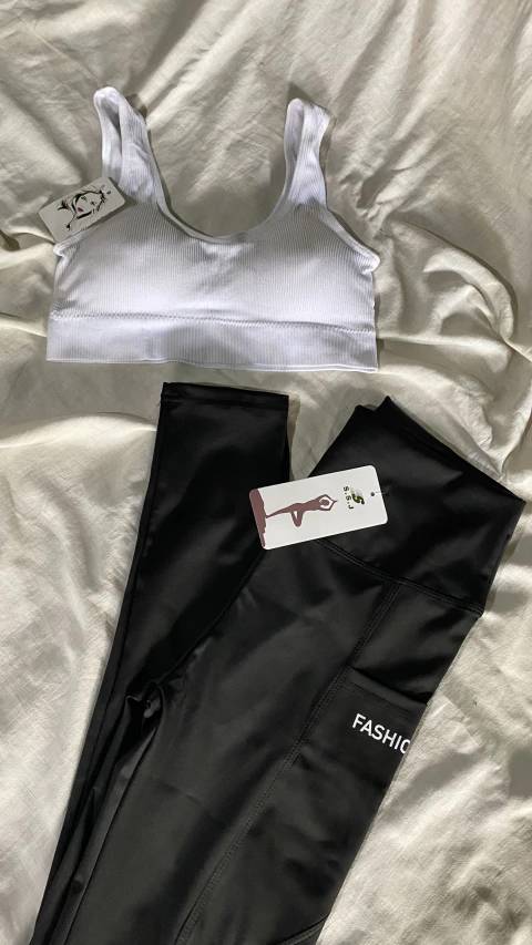 COMBO VICTORIA (SIN MEDIAS) - comprar online