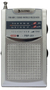 Radio Portatil Am Fm Parlante Con Entrada Aux Con Pilas No Incluidas - comprar online