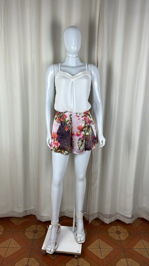 Short floral TAM 38 - comprar online