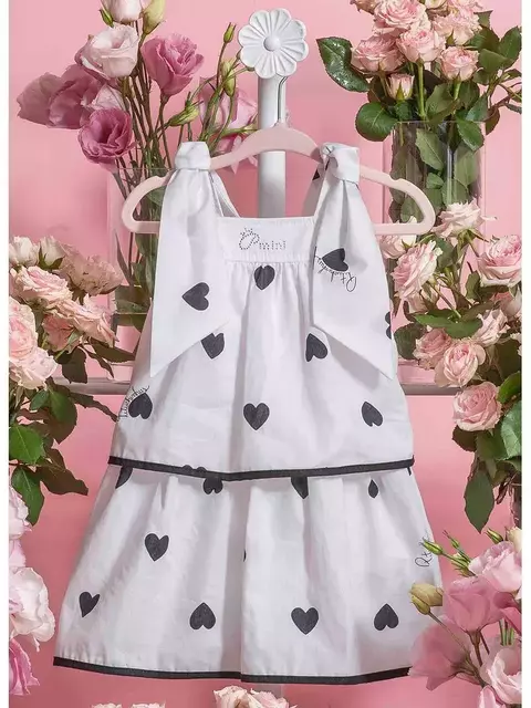 VESTIDO CORAÇÕES BABADOS COM CALCINHA PITUCHINHUS