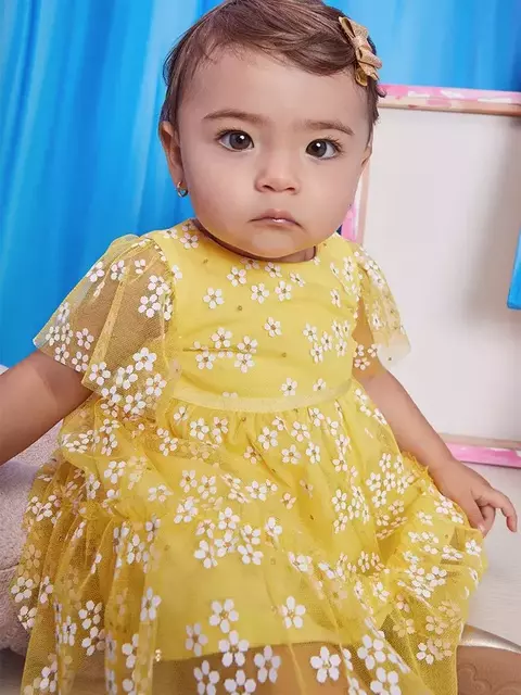 VESTIDO TULE MARGARIDAS MOMI