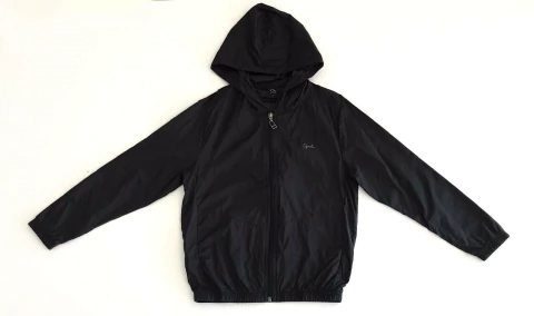 JAQUETA CORTA VENTO SLIM PRETO - OGOCHI - comprar online