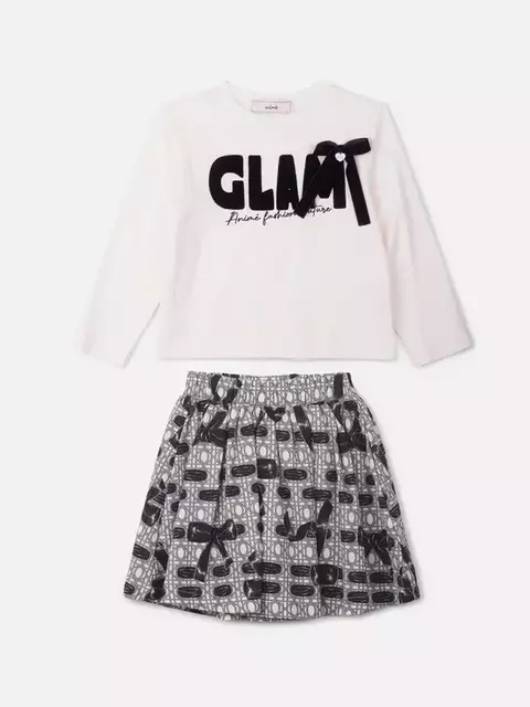 CONJUNTO MANGA LONGA COM LAÇOS ESTAMPADOS ANIMÊ