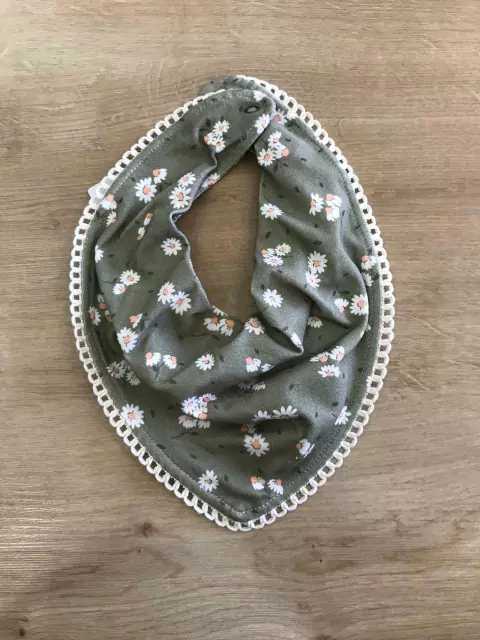 BABADOR BANDANA MARGHERITA GROW UP