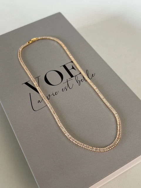 Choker riviera baguetes fecho joia fina dourado