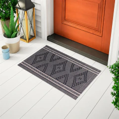 Tapete banheiro porta Itapema Algodão 47cm X 70cm - Cor Preto e Nude - comprar online