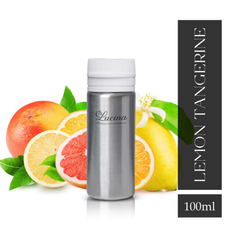 Botella de fragancia Lemon Tangerine de 100ml con cítricos frescos de fondo.