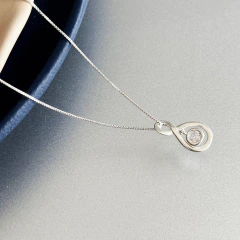 Kit com 2 Colares Femininos em Prata 925 - Amor Infinito e Carinho Especial, Presentes Ideais para Sogra e Quem Você Ama - Ds Joias