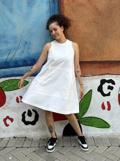 Vestido MASP | off white | COLAB SPlural + Lívia Weber - comprar online