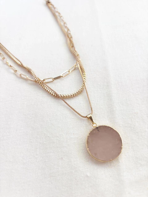 COLLAR "VENUS" CON CADENA Y CUARZO ROSA - comprar online