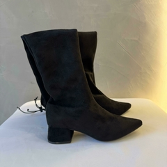 BOTA MONIQUE