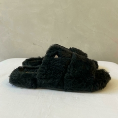 CHINELO PELO GUGA PRETO - comprar online