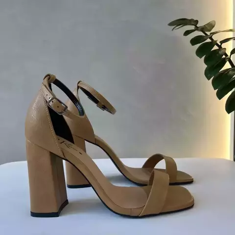 SANDÁLIA AMANDA Caramelo - comprar online