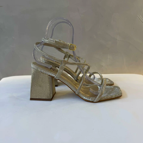 SANDÁLIA LUIZA Dourado - comprar online