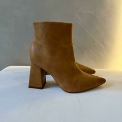 BOTA LUANA PALHA