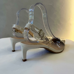 SCARPIN CINTIA BRANCO na internet