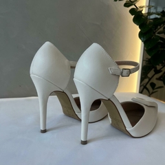 SCARPIN VALERIA BRANCO na internet