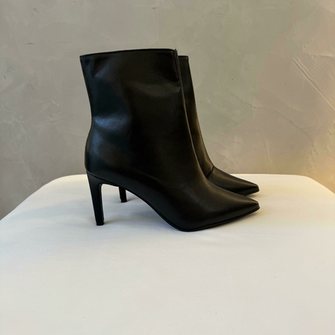 BOTA LARA PRETA