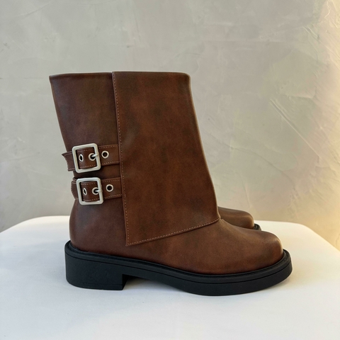 BOTA PATI MARROM
