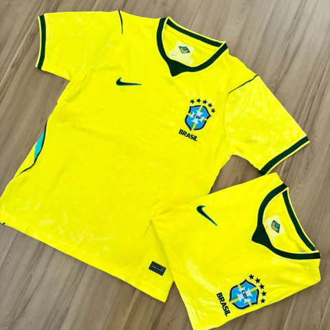 Camiseta Brasil Masculina Amarela CBF Tailandesa Modelo Torcedor - comprar online